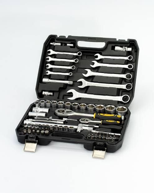 Producto - HE1536 SET DE HERRAMIENTAS 82 PIEZAS