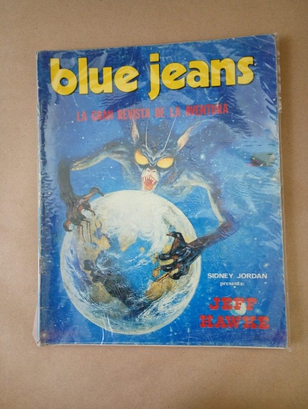 Producto - Blue jeans #15 - Breccia Jordan Cubbino - Nueva Frontera