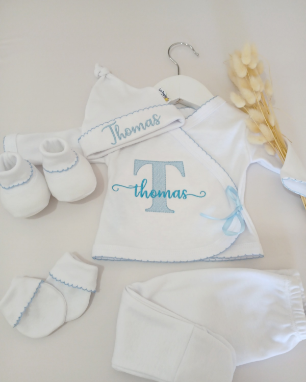 Producto - Ajuar personalizado Incial + nombre