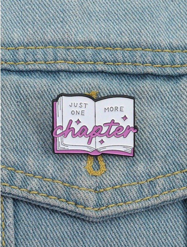 Producto - JUST ONE MORE CHAPTER PIN - 1