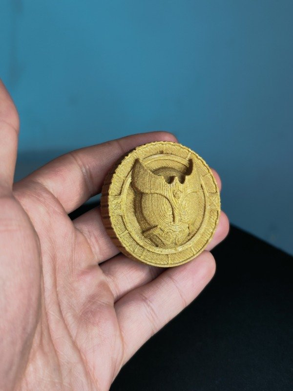 Producto - Iman 3D / Kamen Rider Kuuga 5 cm Dorado - 1