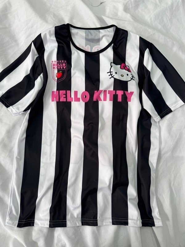 Producto - Chomba hello kitty