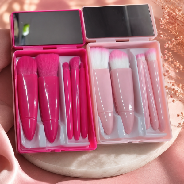 Producto - ESTUCHE DE 5 BROCHAS CON ESPEJO CH01