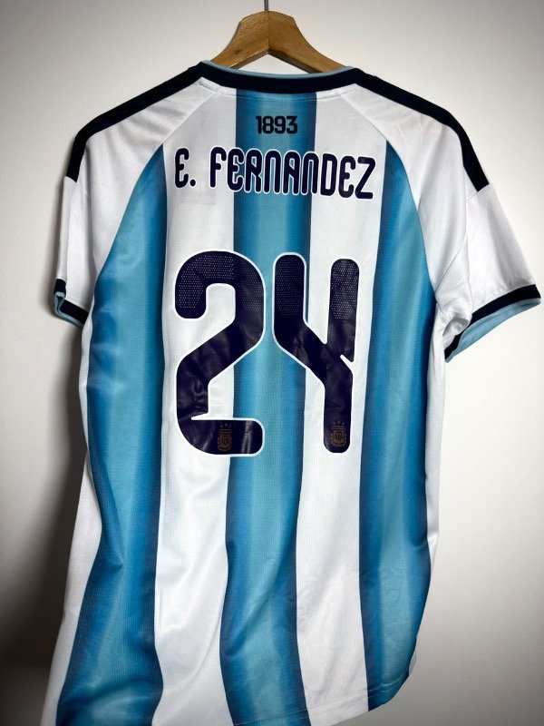 Producto - Argentina Titular 2026 Enzo Fernandez Versión Hincha - 2