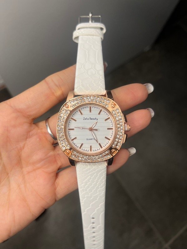 Producto - Reloj blanco con strass