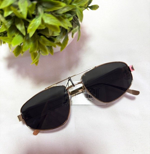 Producto - Lentes Miu miu 1 negro/dorado