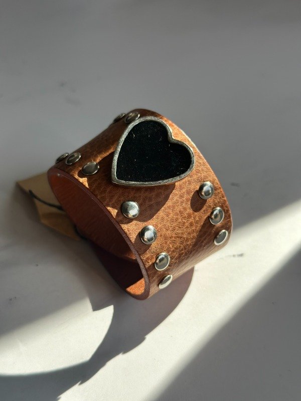 Producto - Pulsera en cuero 1