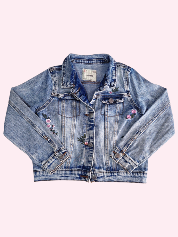 Producto - Campera de jean con desgaste y bordados Fuzarka 5/6 años