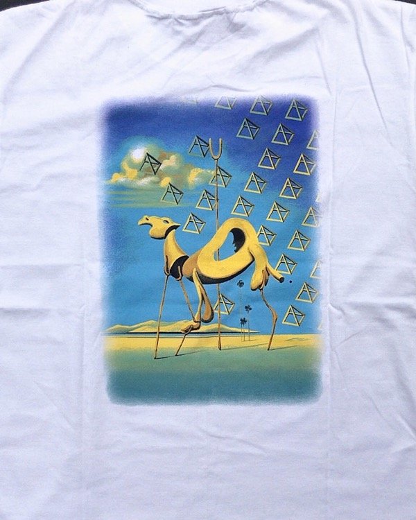 Producto - Remera Camel 'Maestros del Arte' edición limitada vintage