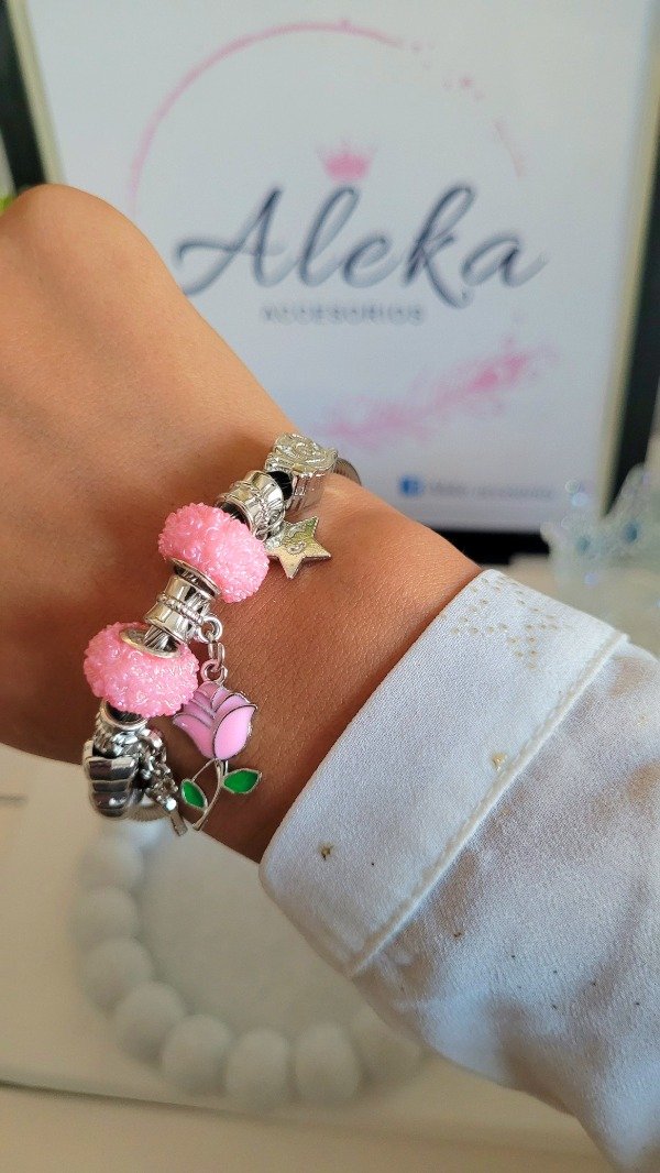 Producto - Pulsera esclava regulable con charms rosa dije tulipán de acero quirúrgico