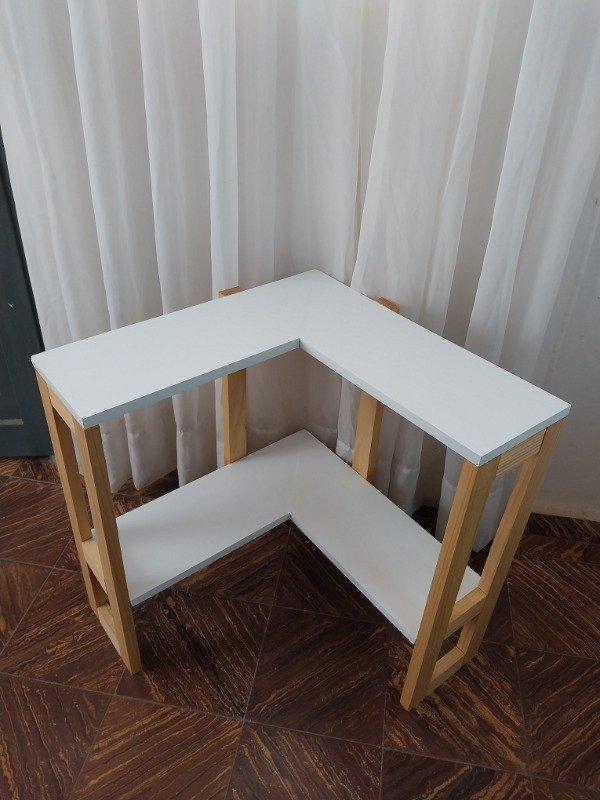 Producto - Repisa esquinera 80cm de alto 60cm a cada lado (POR ENCARGUE) - 1