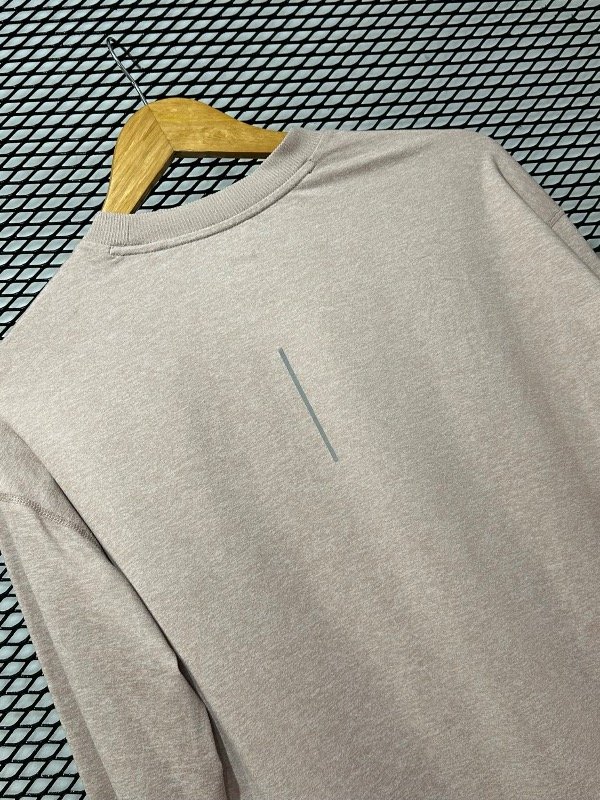 Producto - Buzo NIKE TM - 5