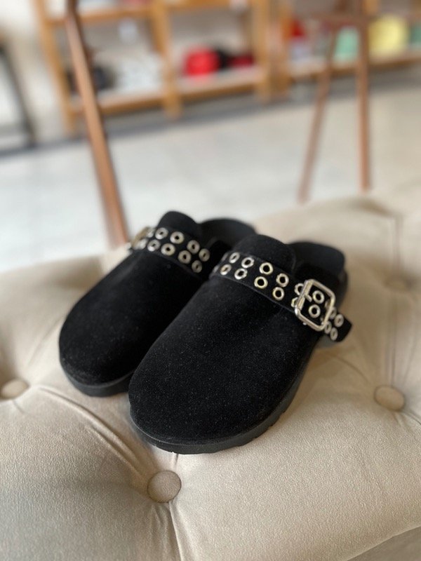 Producto - ZUECO KESINGTON NEGRO
