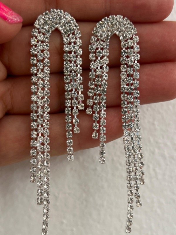 Producto - AFF0053 Aros fantasía blanco fiestas colgantes strass