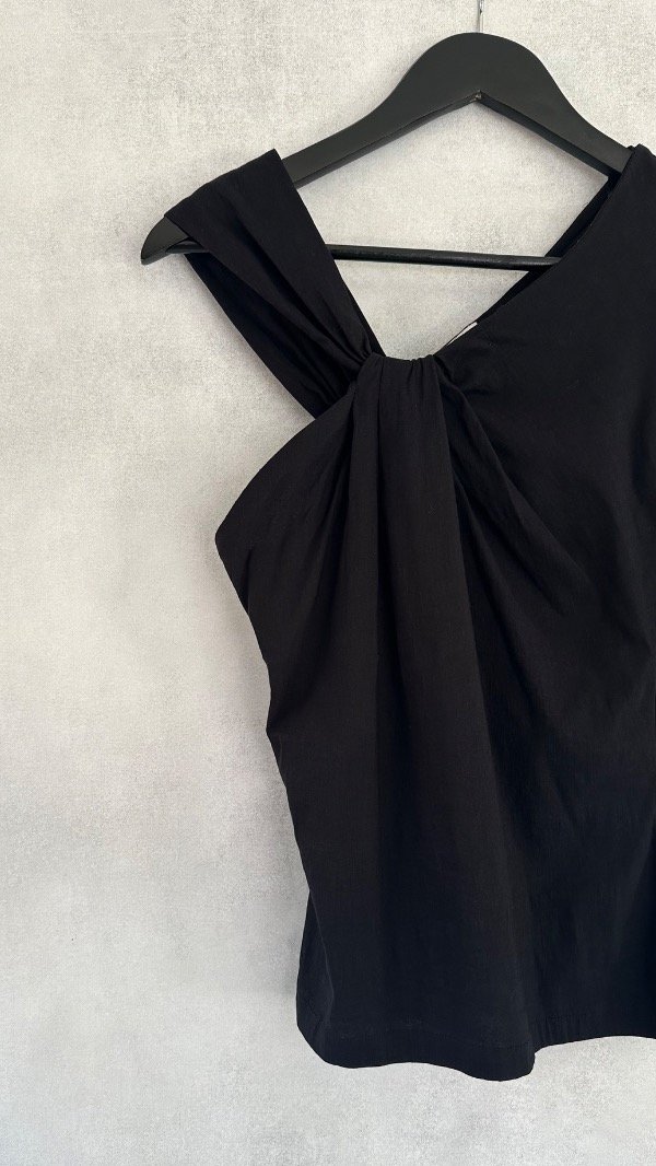 Producto - Top asimétrica con lino Zara - 2