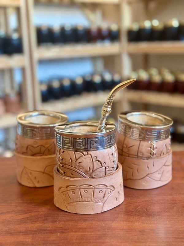 Producto - Mate imperial "Criollo" - cuero repujado CRUDO