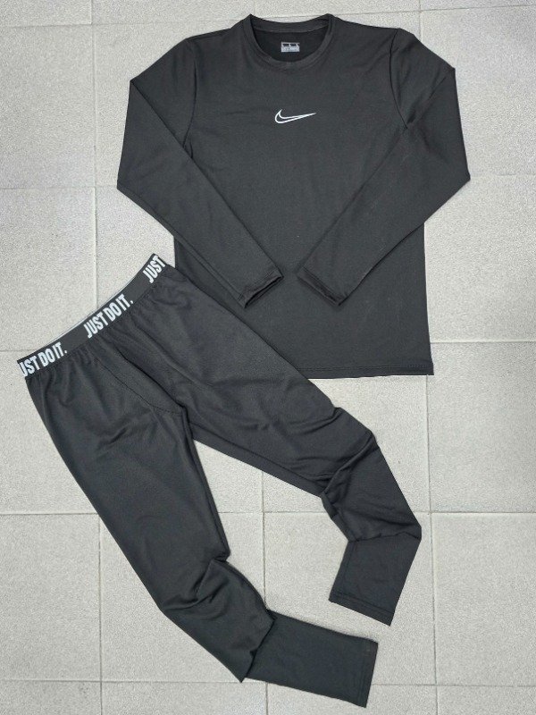 Producto - Conjunto Térmico Remera y Calza Nike Negro