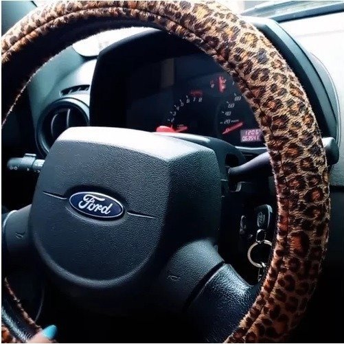 Producto - CUBRE VOLANTE LEOPARDO FELPA