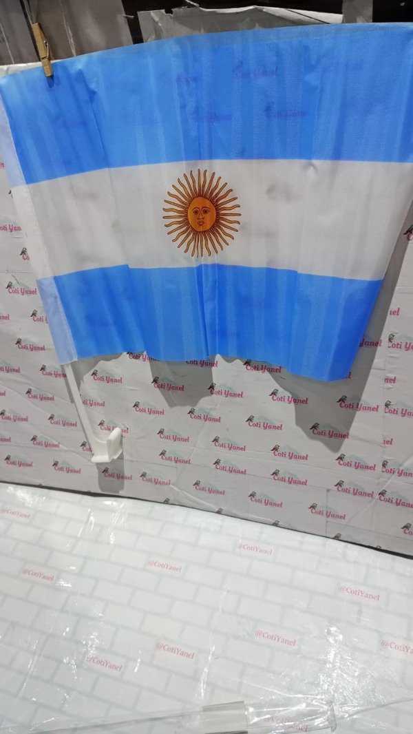 Producto - Bandera para auto