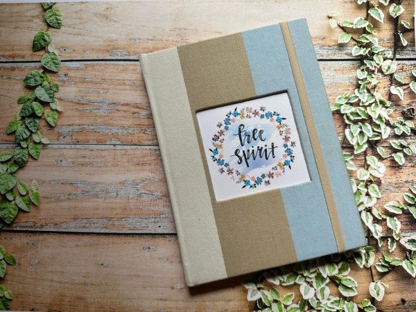 Producto - Planner del Estudiante Perpetua Rayas y Frase