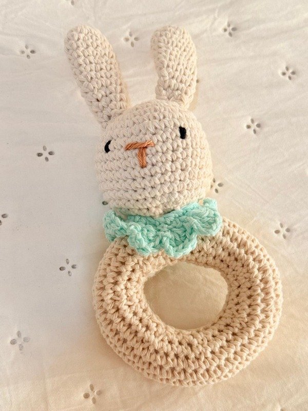 Producto - Sonajero Rabbit Buddy Cyan