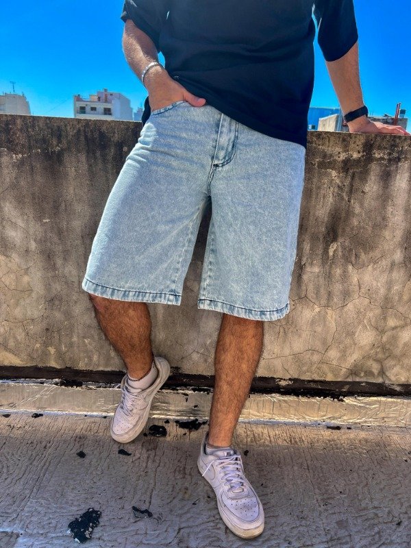 Producto - Bermuda baggy celeste