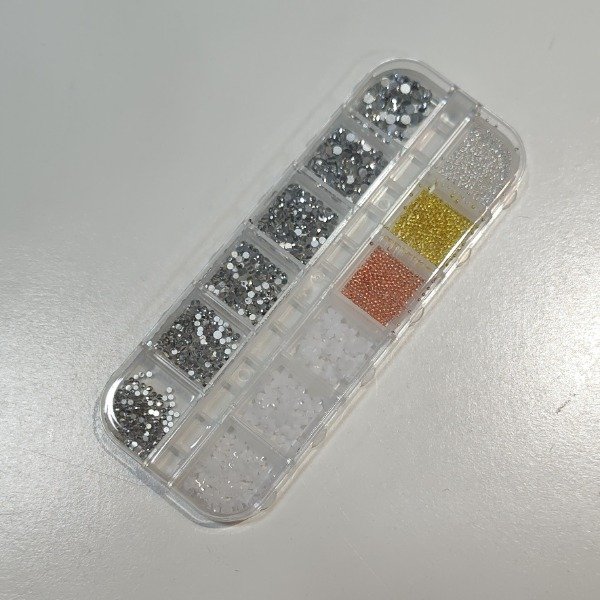 Producto - Strass, flores y caviar Cherimoya