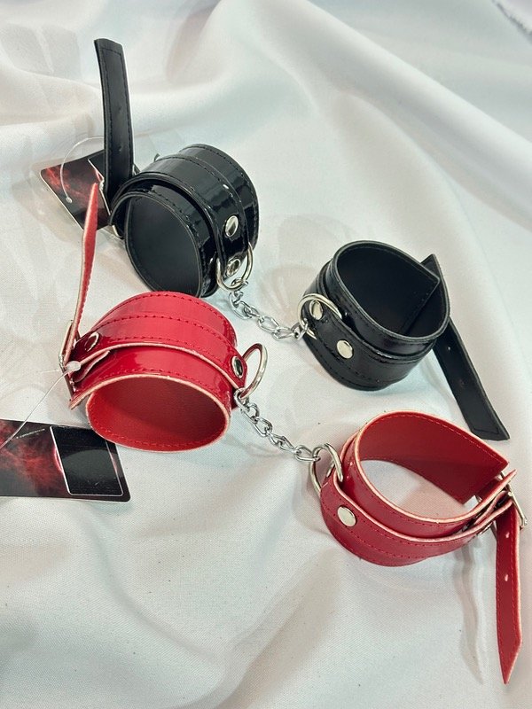 Producto - Esposas charol