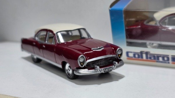 Producto - KAISER CARAVELA BORDO 1/64 - 1