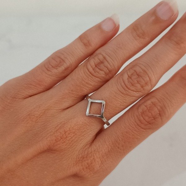Producto - Anillo rombo fino