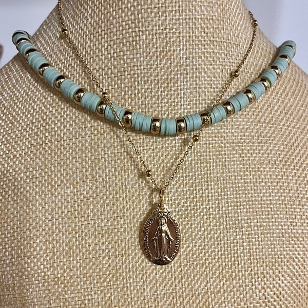 Producto - Conjunto fimo + medalla Milagrosa o Guadalupe dorada