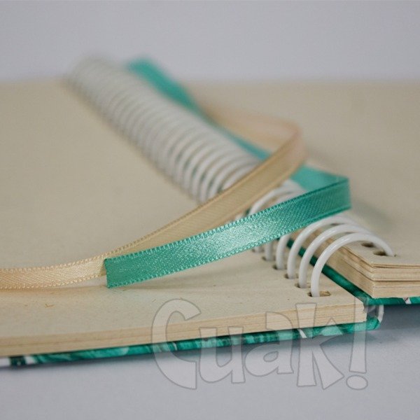 Producto - Cuadernos con espiral tapa dura