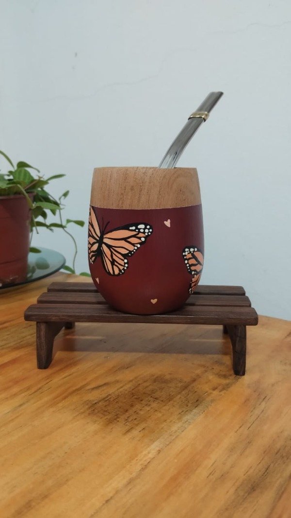 Producto - Mate Mariposa Bordeaux (con bombilla) POR ENCARGUE