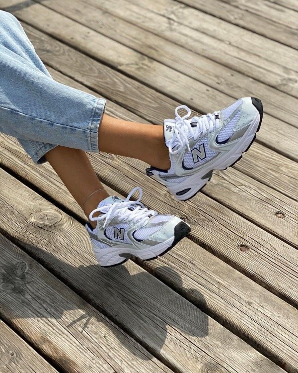 Producto - New Balance 530 - plata