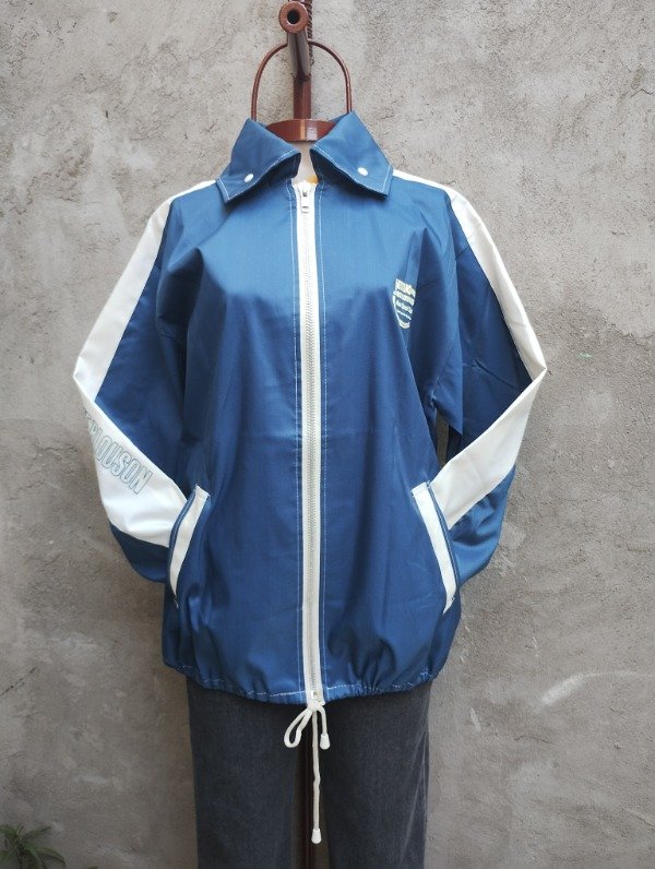 Producto - Campera MUSTANG. (NUEVA)