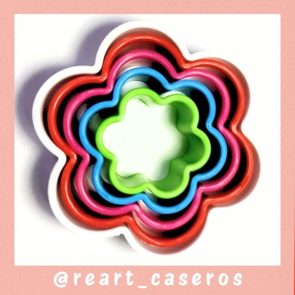 Producto - Cortante Flor x 5