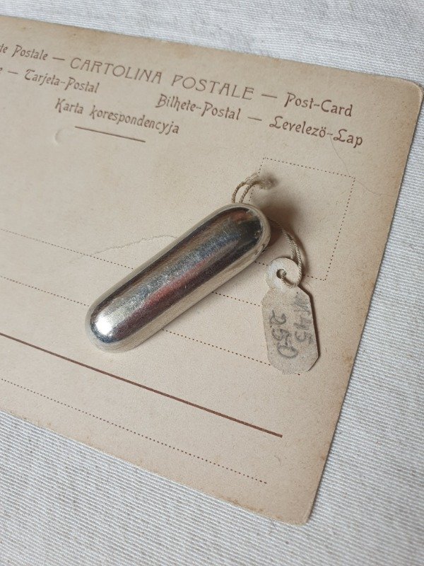 Producto - Clip de Vestido 30s Bullet LW Paris