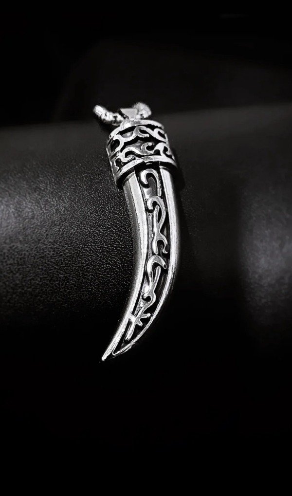 Producto - Cadena COLMILLO NÓRDICO