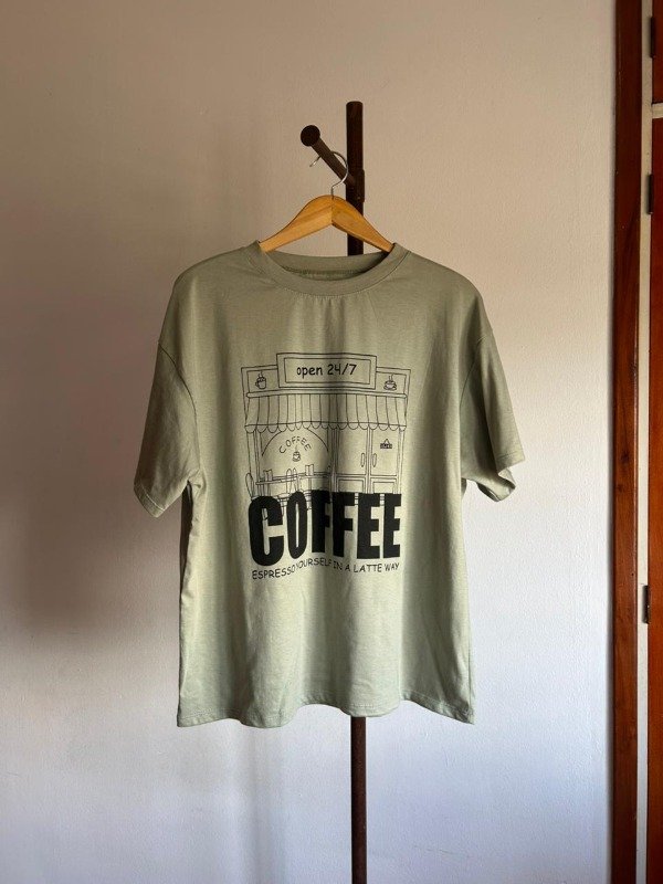 Producto - REMERA OVER COFFE