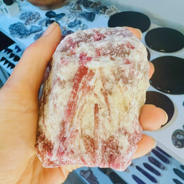 Producto - Turmalina rosa en matriz 02