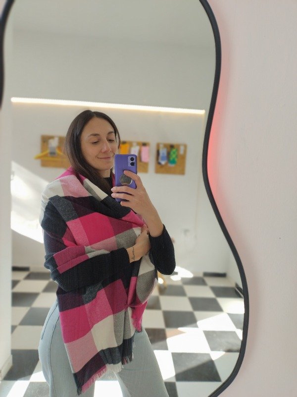 Producto - Ruana tonos fucsia