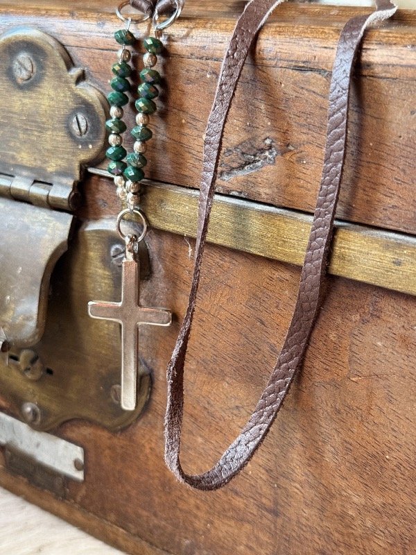 Producto - Collar cruz I