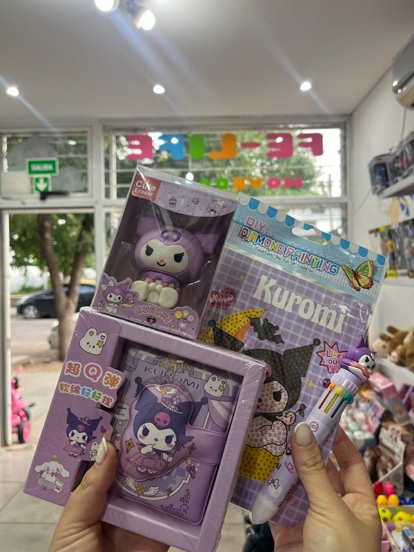 Producto - Combo kuromi goma+lapicera+libreta Squishy+diamonds