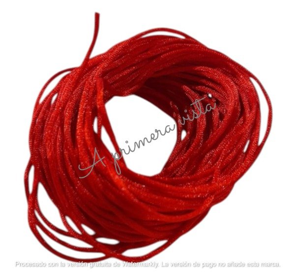 Producto - Hilo de seda rojo x10mt