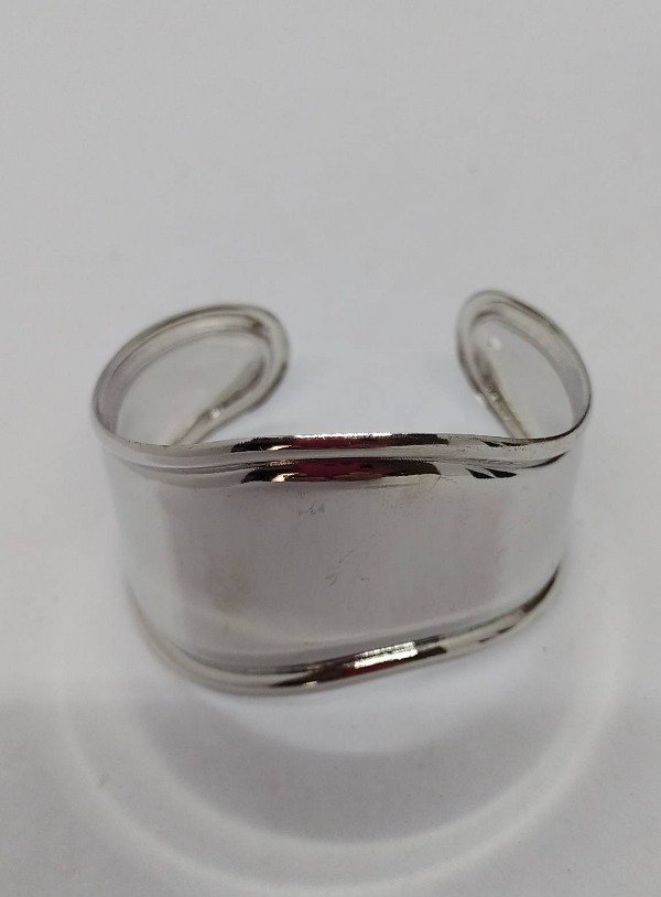 Producto - Brazalete plateado