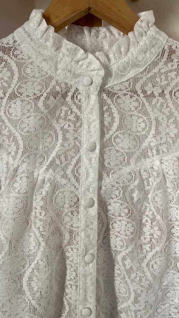 Producto - BLUSA DE ENCAJE (2 colores) - 3