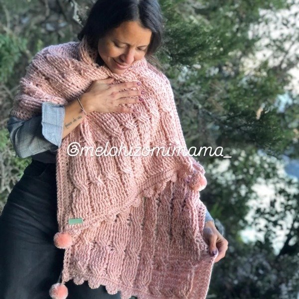 Producto - CHAL Trenzado Rectangular pomponcitos