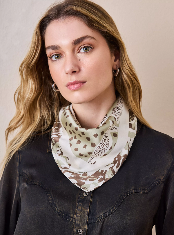 Producto - Pañuelo Étnico Verde