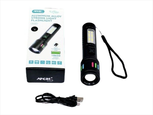 Producto - LINTERNA RECARGABLE LED 3DH-1728