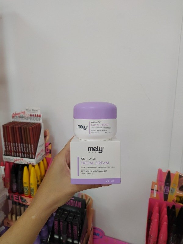 Producto - Crema facial Mely retinol, niacinamida y vitamina E